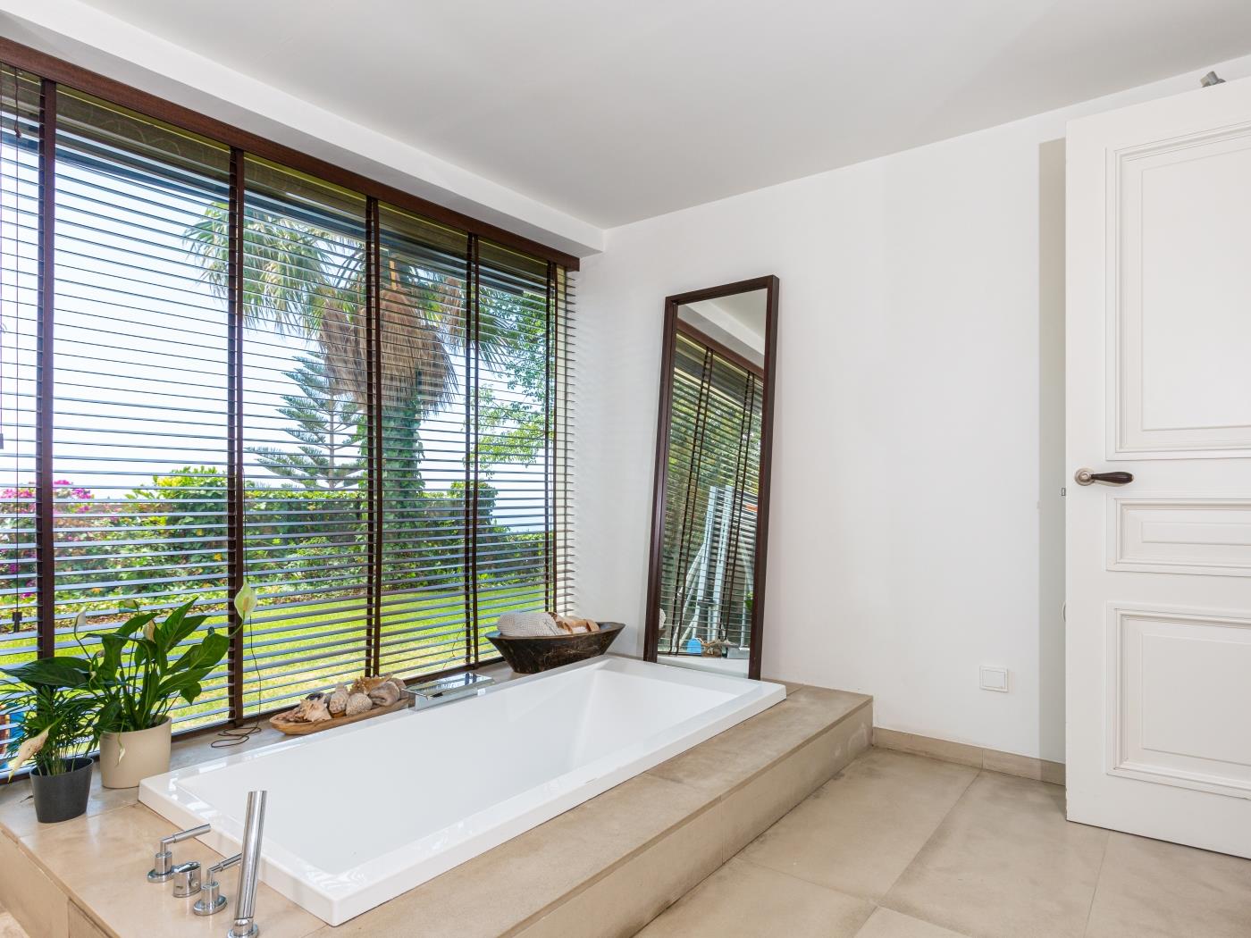 LXR VILLA DI MARE 4 HAB in Benalmádena