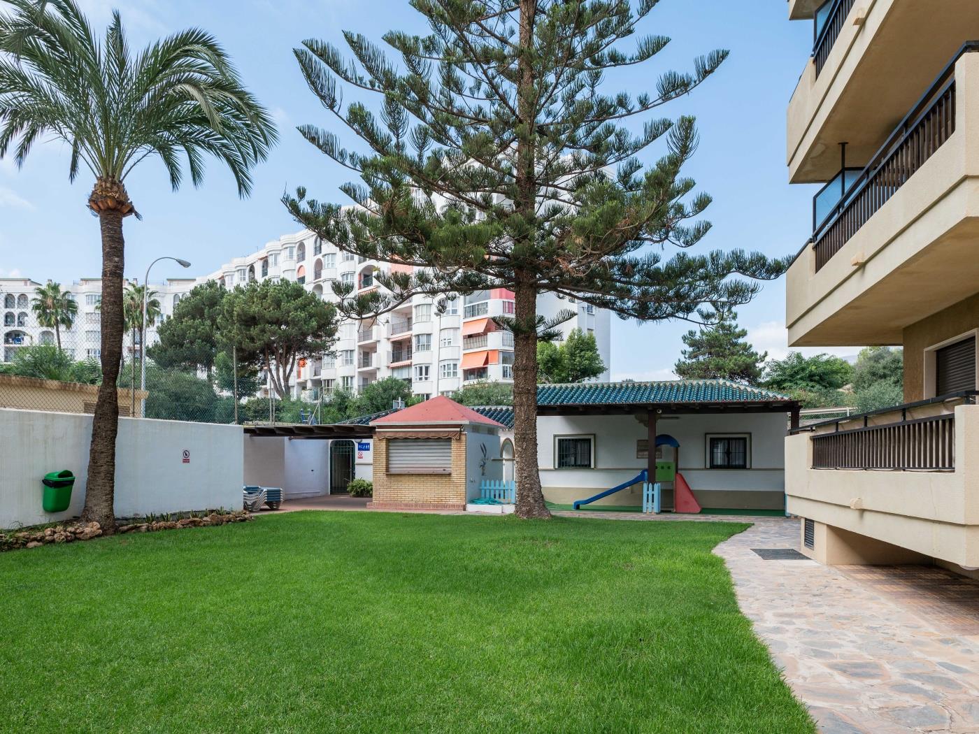 LXR Matisse 2HAB Beachfront in Fuengirola